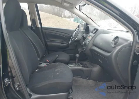 2015 Nissan Versa 1.6 S z USA, uszkodzony, nr VIN 3N1CN7AP2FL859883